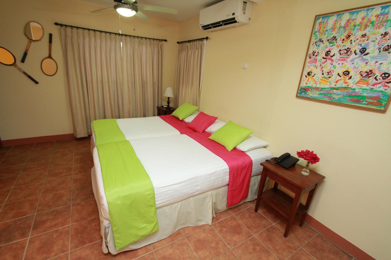 Hotel Colibri Managua Exterior photo